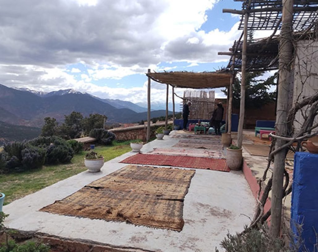 berber-lunch-sidi-fares-atlas-mountains-marrakech-tour-3-valleys